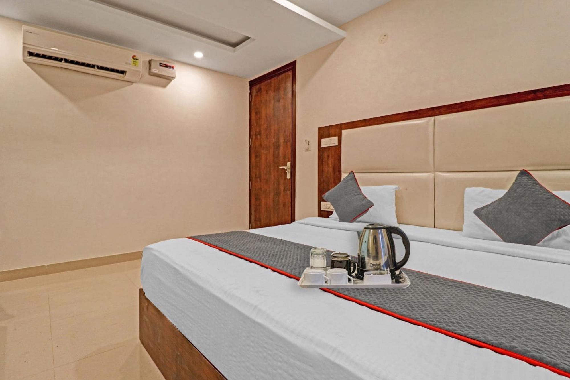 Townhouse Tark Inn Nueva Delhi Exterior foto