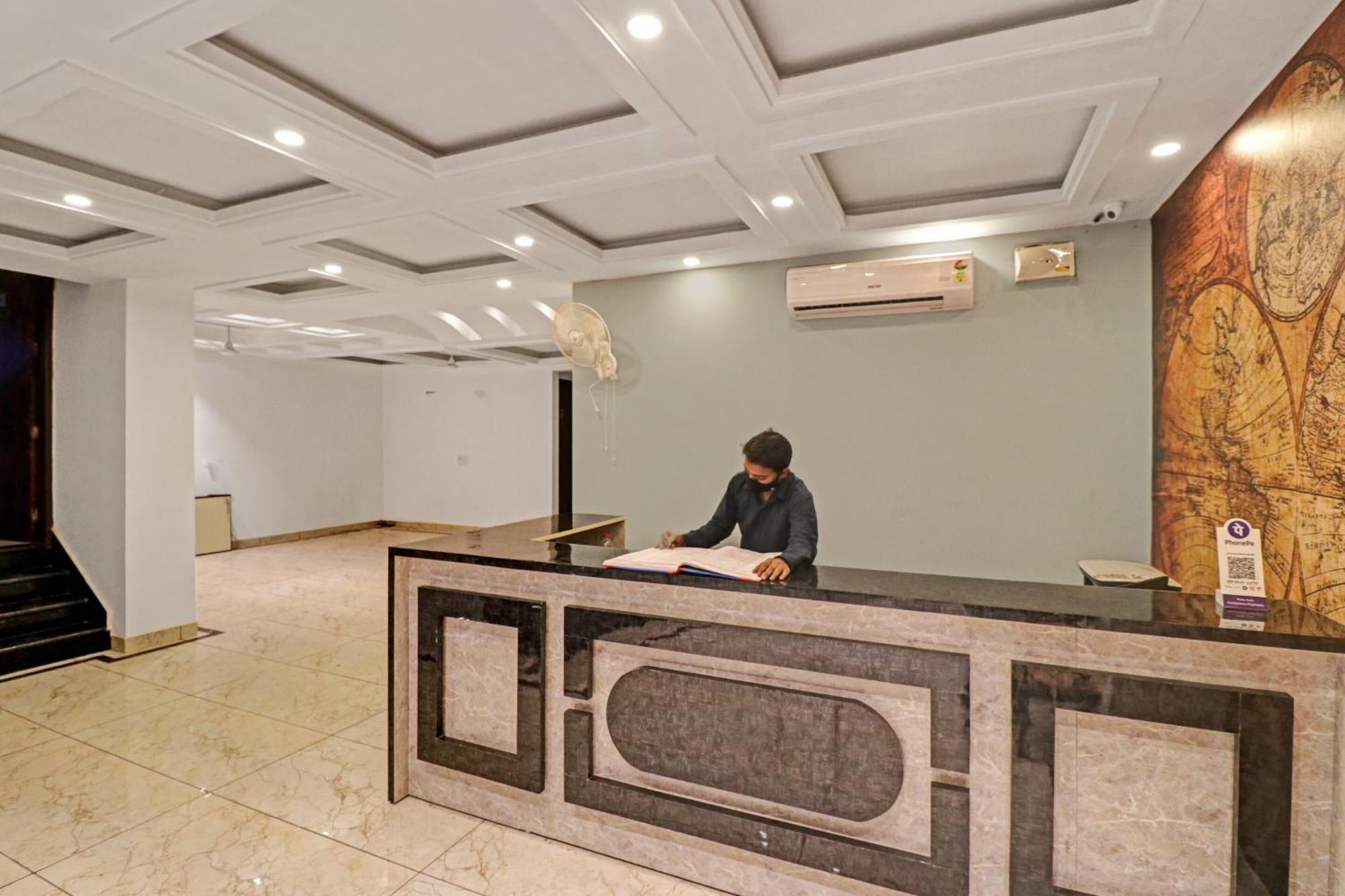 Townhouse Tark Inn Nueva Delhi Exterior foto