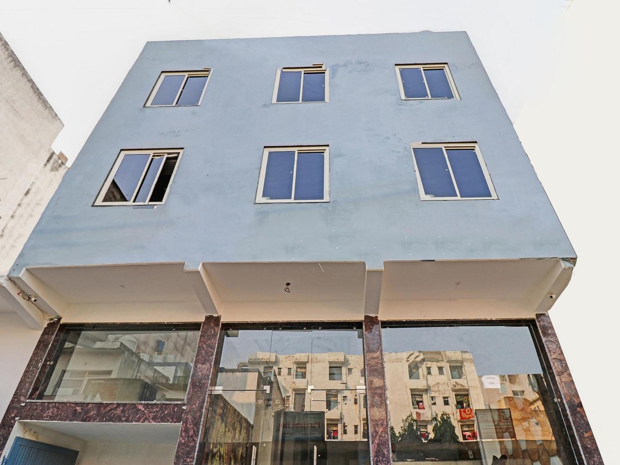 Townhouse Tark Inn Nueva Delhi Exterior foto