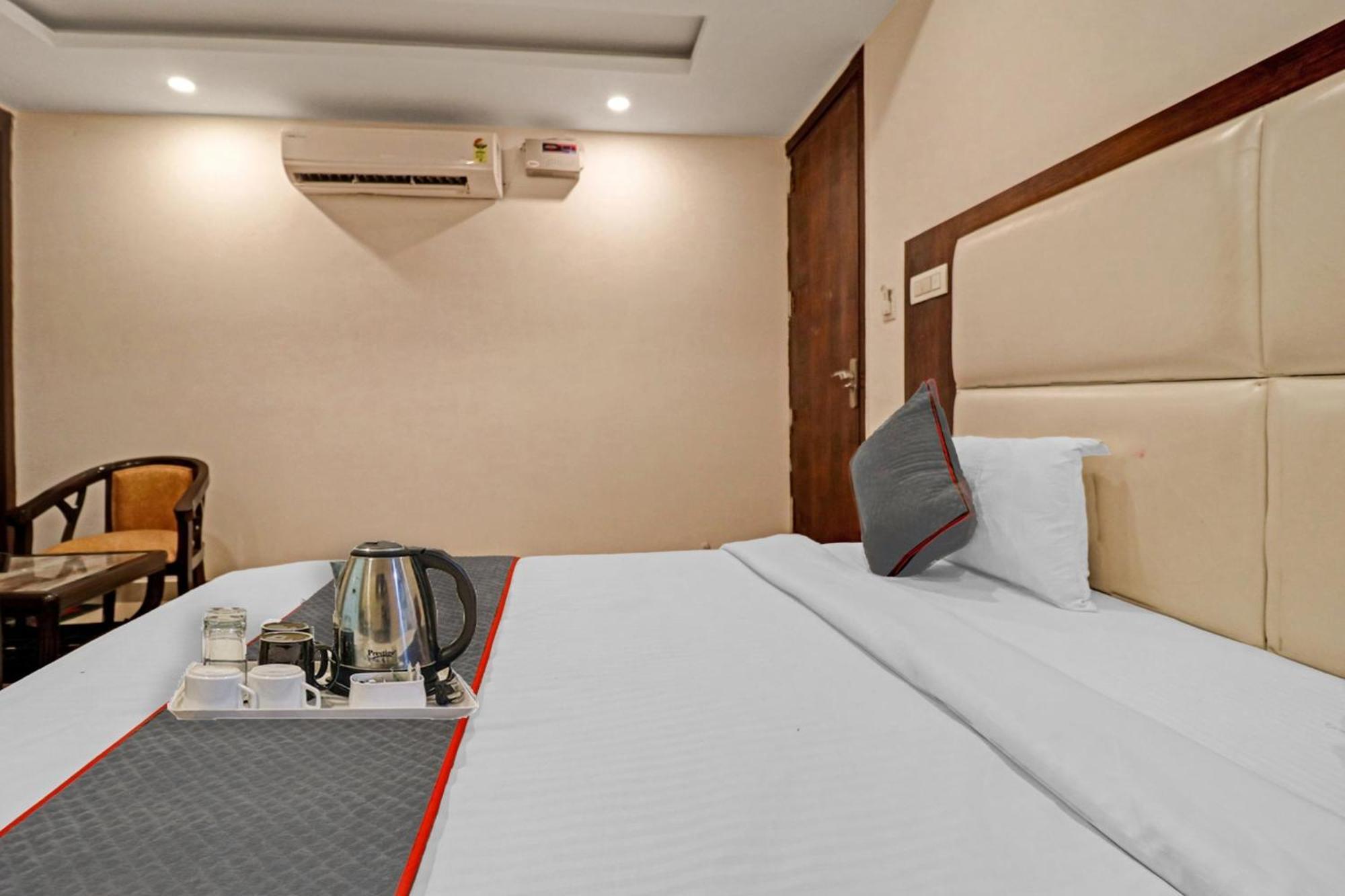 Townhouse Tark Inn Nueva Delhi Exterior foto